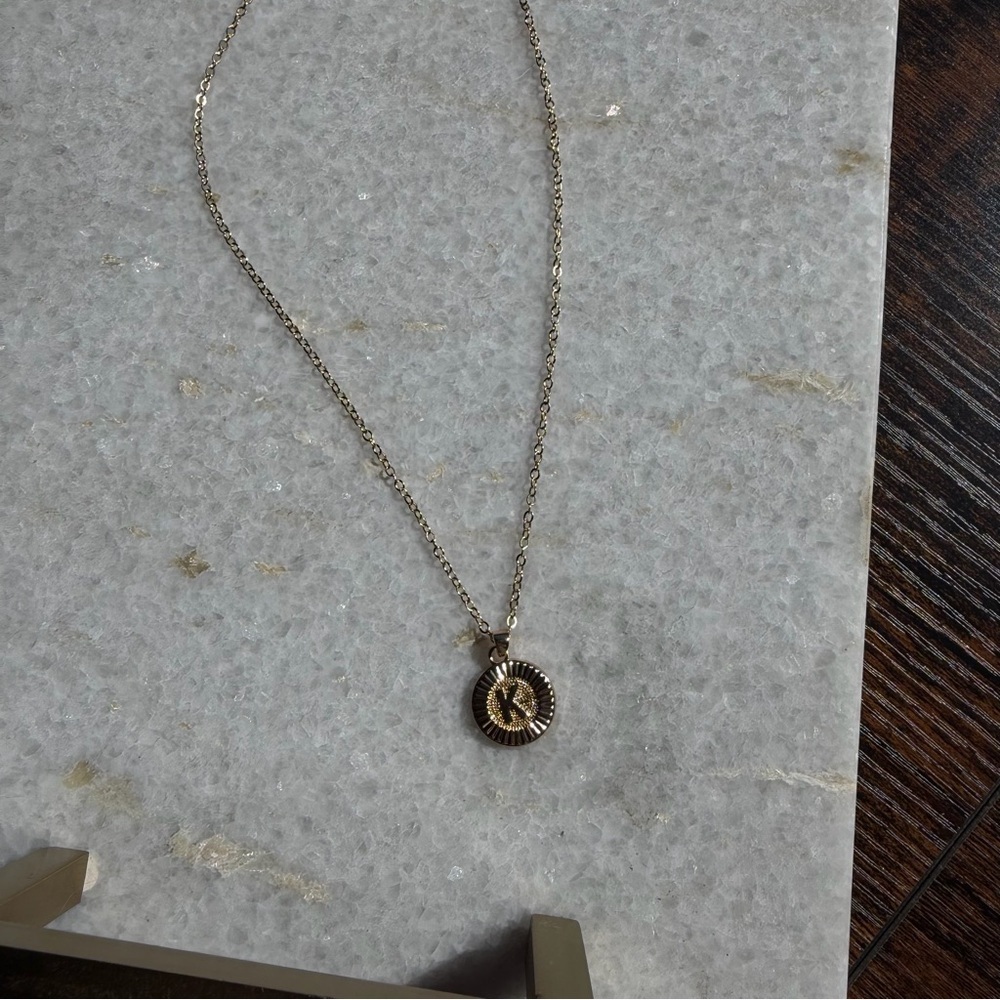 Gold Pendant K Initial Necklace - Picture 3 of 4